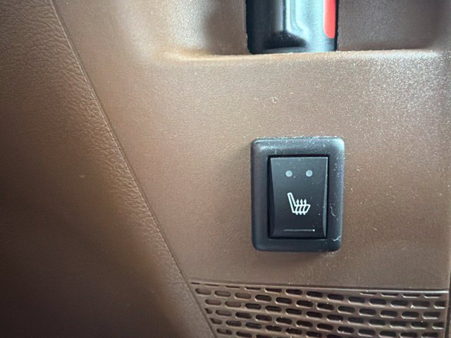 Used 2017 Chrysler Pacifica Limited FWD image 26
