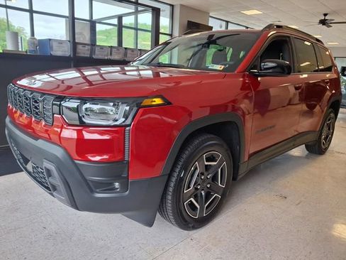 New 2026 Jeep Cherokee Laredo AWD/4WD image 2