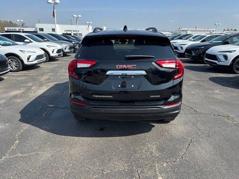 Certified 2024 GMC Terrain SLE w/ Driver Convenience Package AWD/4WD image 6