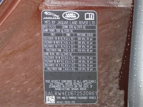 New 2026 Land Rover Discovery Limited Edition image 37