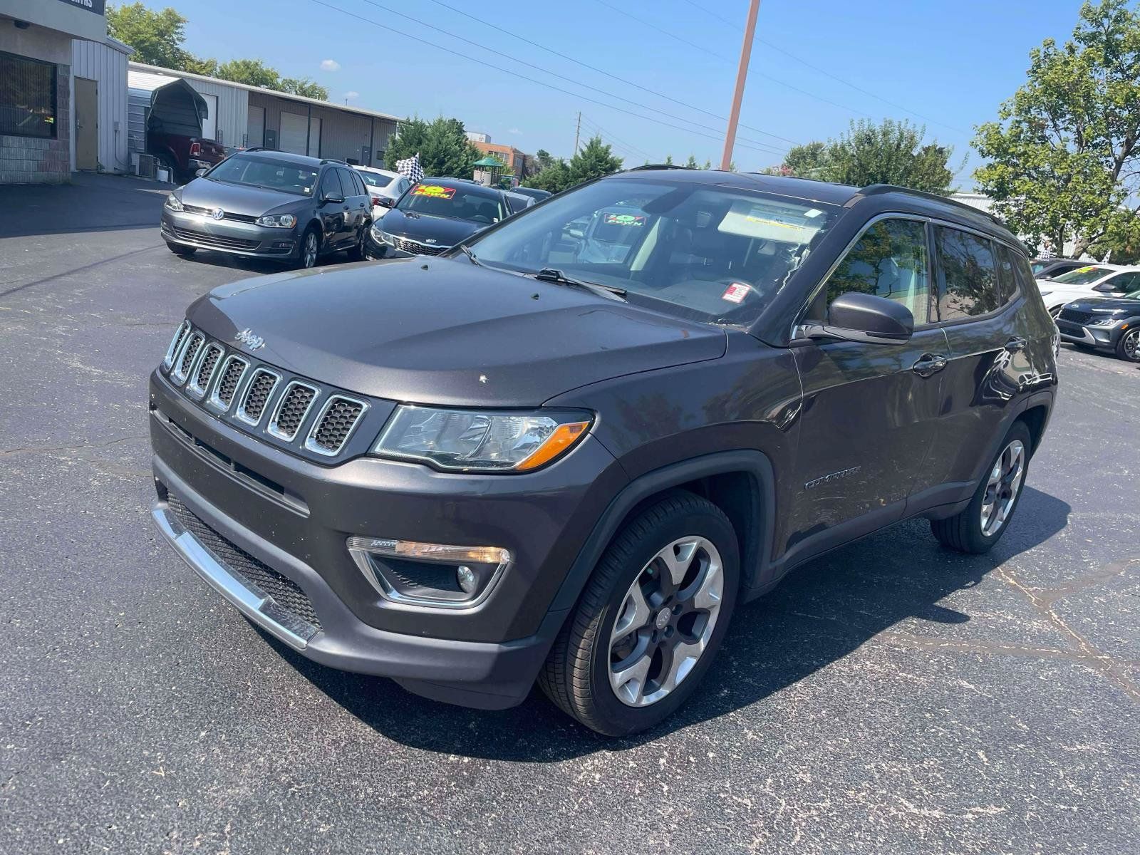 Used 2019 Jeep Compass Limited FWD image 3