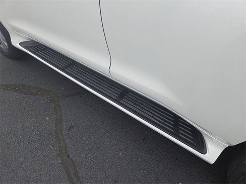 Certified 2022 Lexus GX 460 Luxury image 9