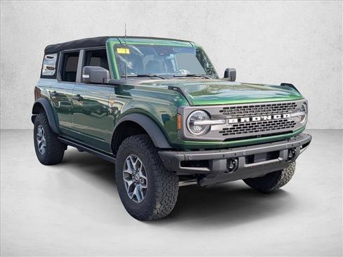 Used 2024 Ford Bronco Badlands image 4