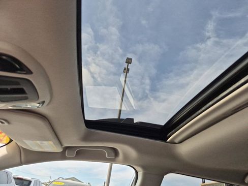 Used 2024 Subaru Outback Premium image 23