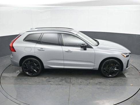 New 2026 Volvo XC60 T8 Ultra w/ Climate Package AWD/4WD image 29