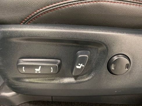 Used 2024 Toyota 4Runner TRD Off-Road Premium image 18