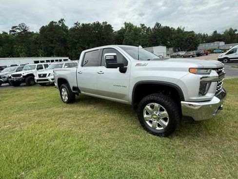 Used 2023 Chevrolet Silverado 2500 LTZ AWD/4WD image 10