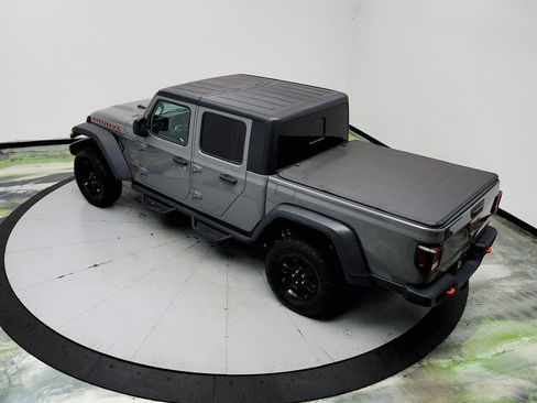 Used 2020 Jeep Gladiator Mojave w/ Cold Weather Group AWD/4WD image 32