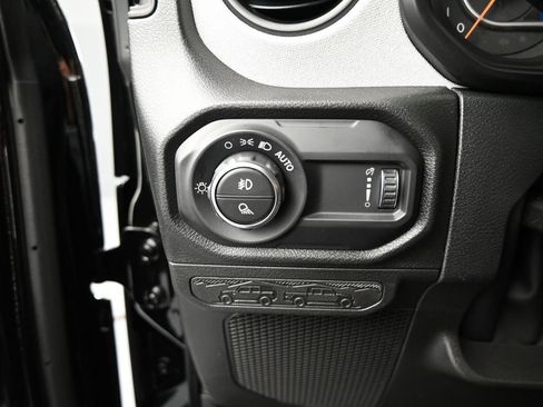 New 2026 Jeep Gladiator Willys image 25