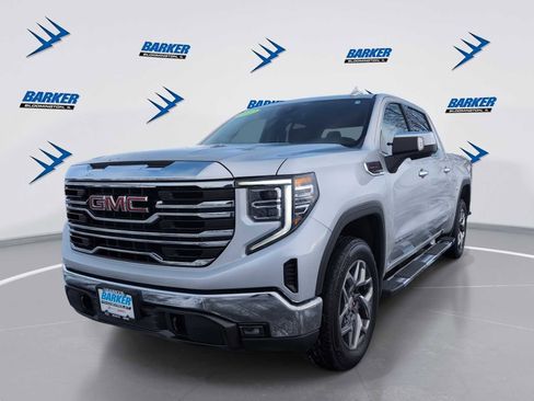 Used 2022 GMC Sierra 1500 SLT w/ SLT Premium Package image 1