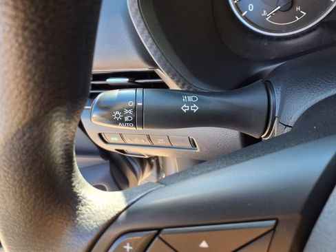 Used 2024 Nissan Sentra S FWD image 11