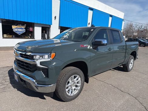 New 2026 Chevrolet Silverado 1500 LT w/ Z71 Off-Road Package image 2