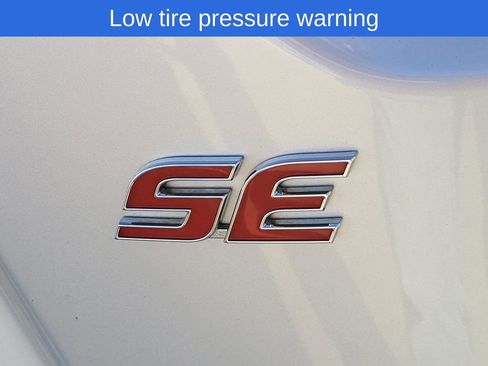 Used 2020 Toyota Corolla SE image 6