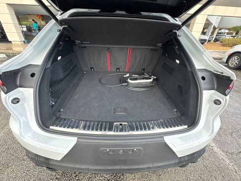 Used 2023 Porsche Cayenne Coupe AWD/4WD image 27