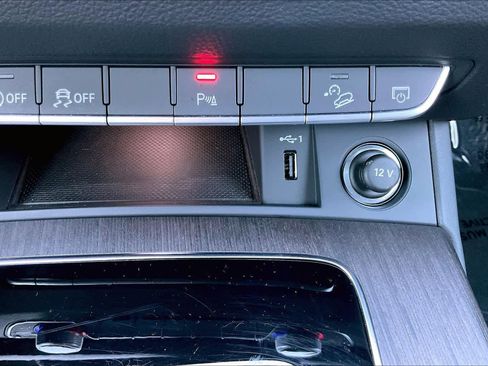 Used 2023 Audi Q5 2.0T Premium Plus image 36