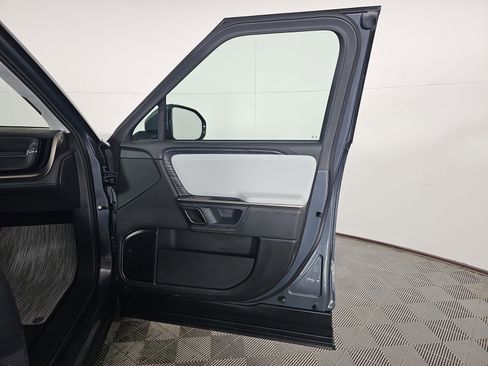 Used 2024 Rivian R1S Adventure image 18