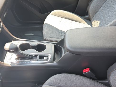 Used 2023 Chevrolet Equinox LT AWD/4WD image 18