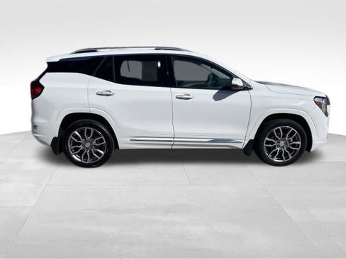Certified 2024 GMC Terrain Denali w/ Denali Premium Package AWD/4WD image 6
