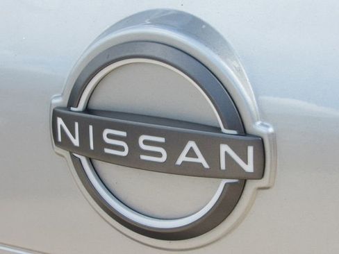 Certified 2023 Nissan Rogue SV w/ SV Premium B Package FWD image 15