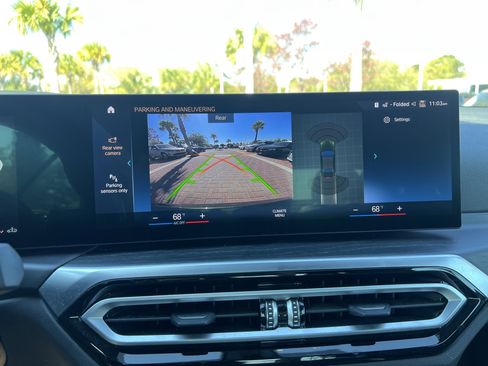 Certified 2024 BMW 430i xDrive Convertible w/ M Sport Package image 25