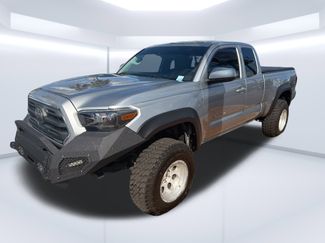 Used 2019 Toyota Tacoma SR5 video 1