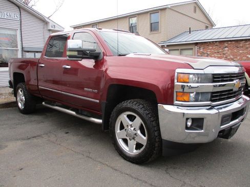 Used 2015 Chevrolet Silverado 2500 LTZ w/ Duramax Plus Package image 6