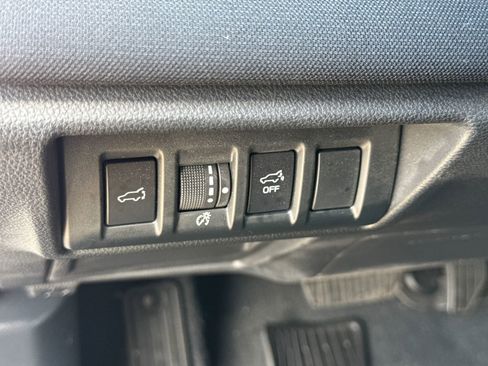 Certified 2023 Subaru Outback Premium image 17