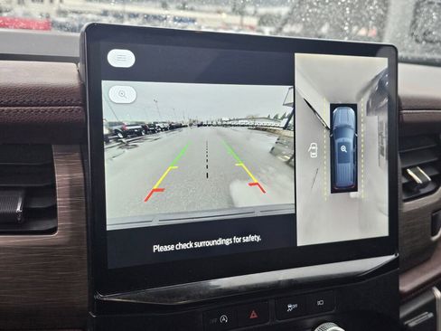 Used 2024 Ford Expedition Max Limited image 31