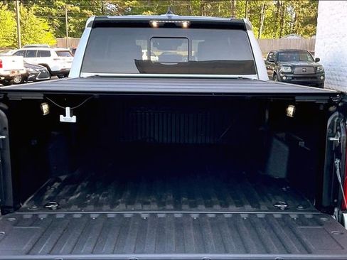 Used 2024 Toyota Tacoma SR5 AWD/4WD image 35