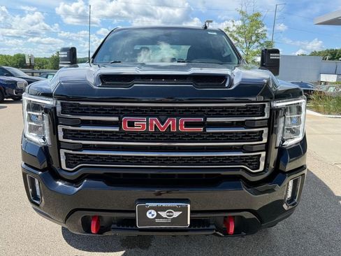 Used 2023 GMC Sierra 2500 AT4 AWD/4WD image 9
