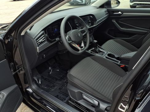 Certified 2023 Volkswagen Jetta S FWD image 19