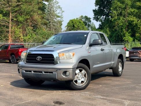Used 2008 Toyota Tundra SR5 w/ TRD Off-Road Pkg AWD/4WD image 2