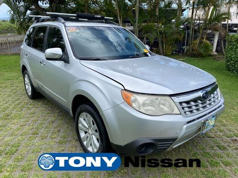Used 2011 Subaru Forester 2.5X Premium AWD/4WD image 19