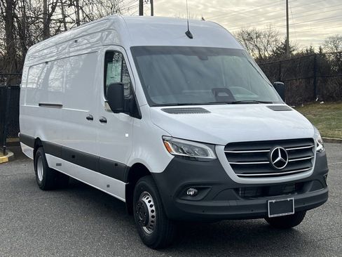 New 2026 Mercedes-Benz Sprinter 4500 image 2