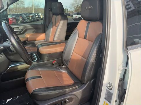 Used 2020 Chevrolet Silverado 3500 High Country w/ LPO, Dark Essentials Package AWD/4WD image 9