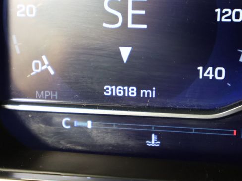 Used 2025 Chevrolet Silverado 1500 LT image 18