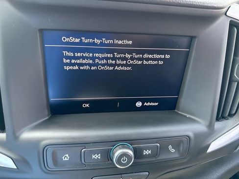 Used 2024 GMC Terrain SLE w/ Driver Convenience Package FWD image 18