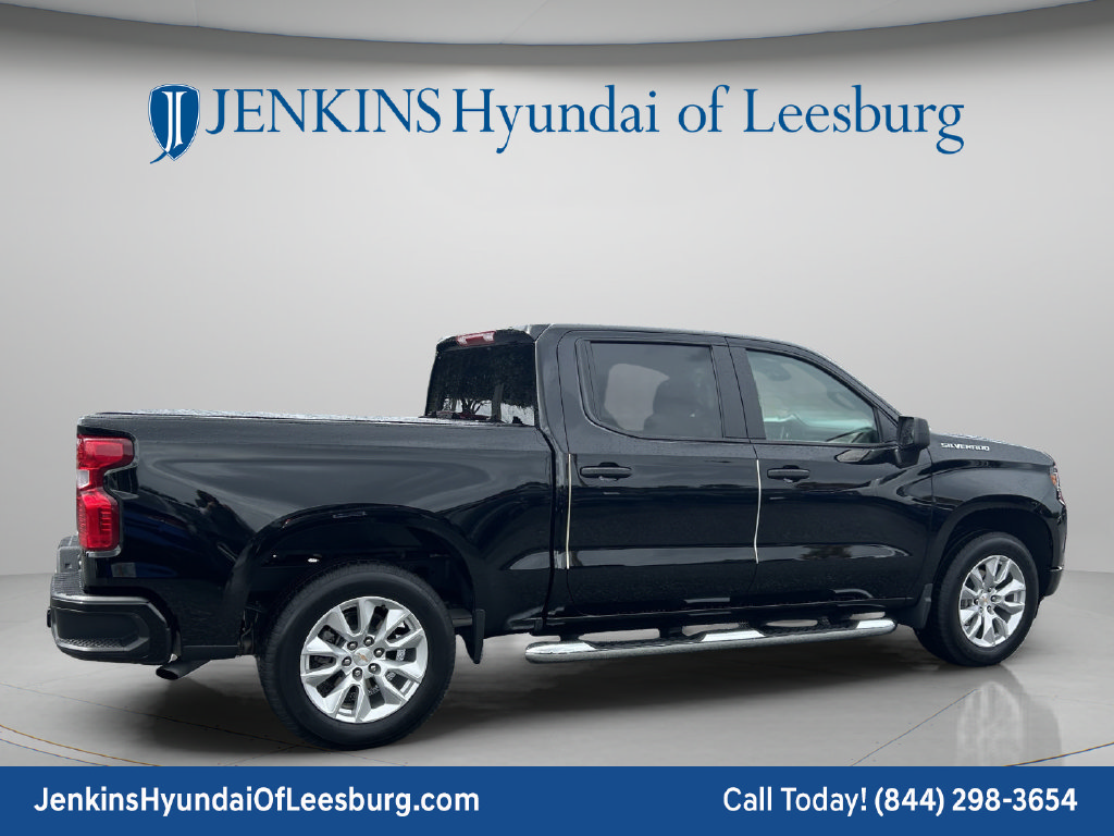 Used 2026 Chevrolet Silverado 1500 Custom RWD image 4