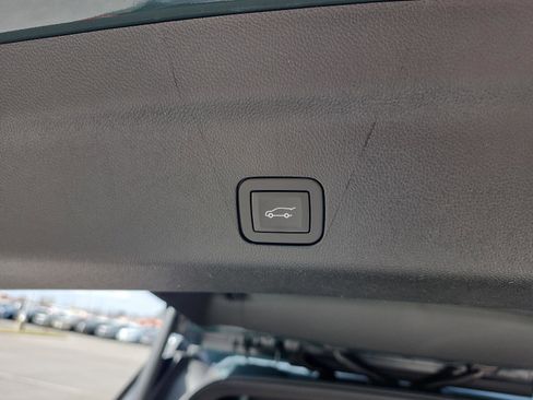 New 2026 GMC Yukon XL AT4 Ultimate image 9