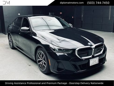 Used 2024 BMW i5 M60 w/ Premium Package AWD/4WD image 9