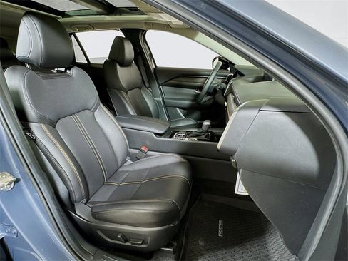 Certified 2025 MAZDA CX-50 2.5 Hybrid w/ Weather Package image 28