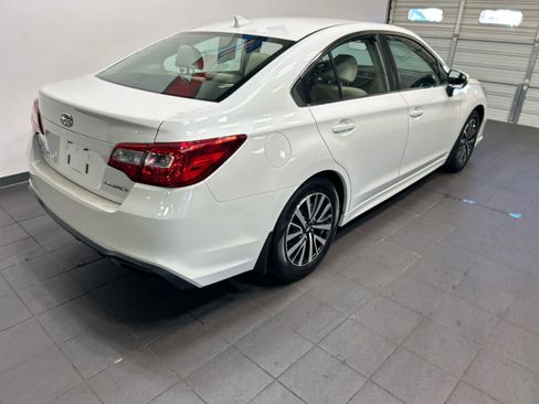 Used 2018 Subaru Legacy 2.5i Premium AWD/4WD image 3