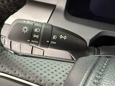 New 2025 Toyota Tacoma TRD Sport image 15