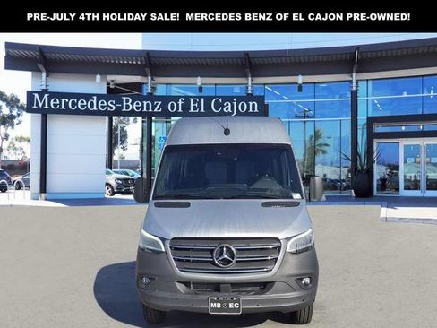 New 2024 Mercedes-Benz Sprinter 3500 image 3