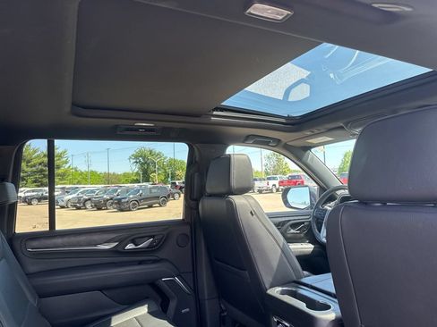 Used 2023 GMC Yukon XL Denali w/ Max Trailering Package AWD/4WD image 16