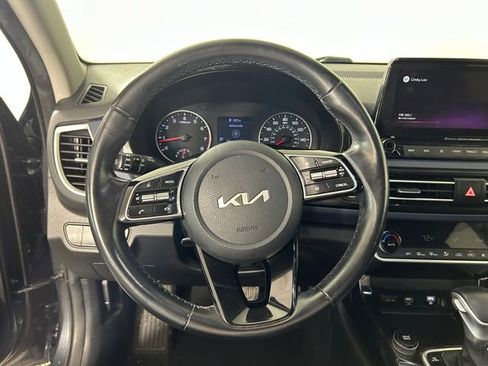 Used 2022 Kia Seltos Nightfall Edition image 15