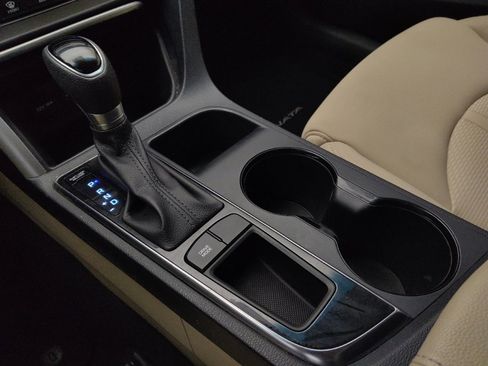 Used 2017 Hyundai Sonata SE image 26