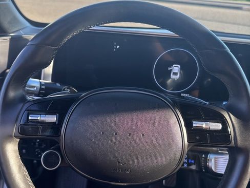 Used 2023 Hyundai Ioniq 6 Limited image 26