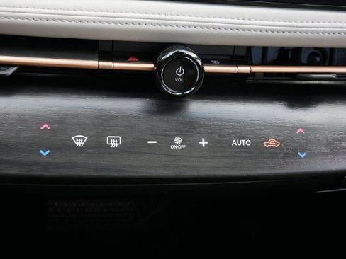 Certified 2024 Nissan Ariya AWD image 23
