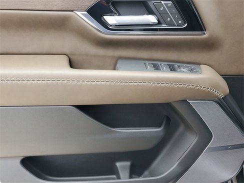 New 2026 GMC Yukon XL Denali Ultimate image 17